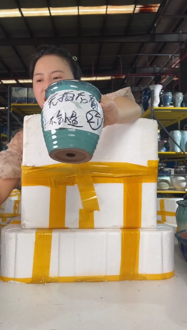 宜兴紫砂粗陶花盆