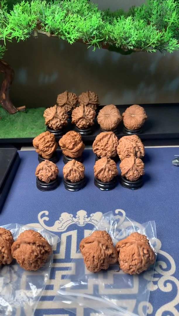 【闪购商品】文玩核桃吊坠42南疆石