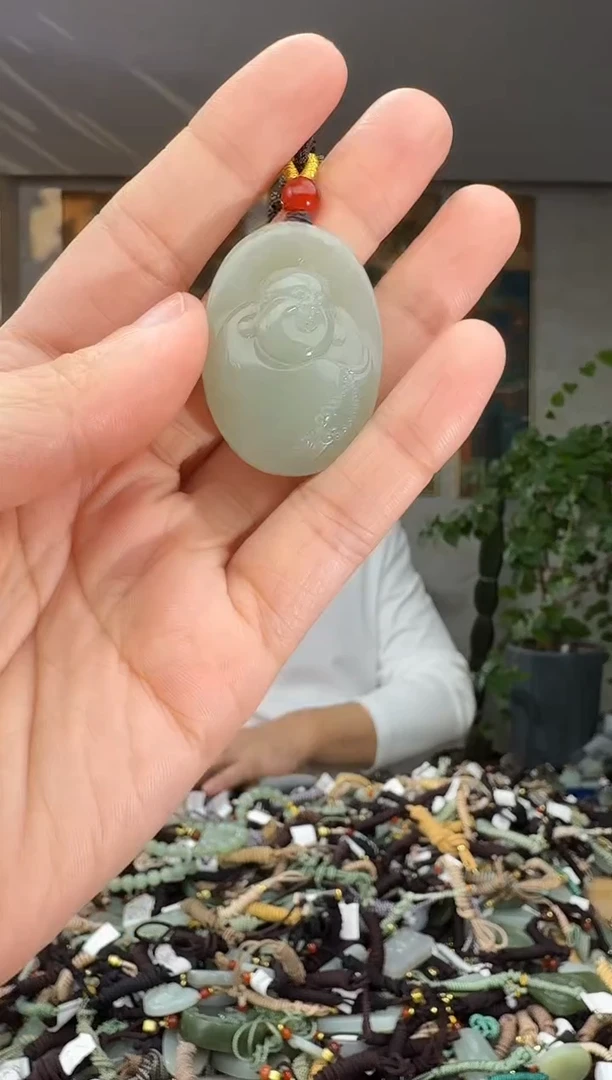 未镶嵌和田玉挂件拍一发一