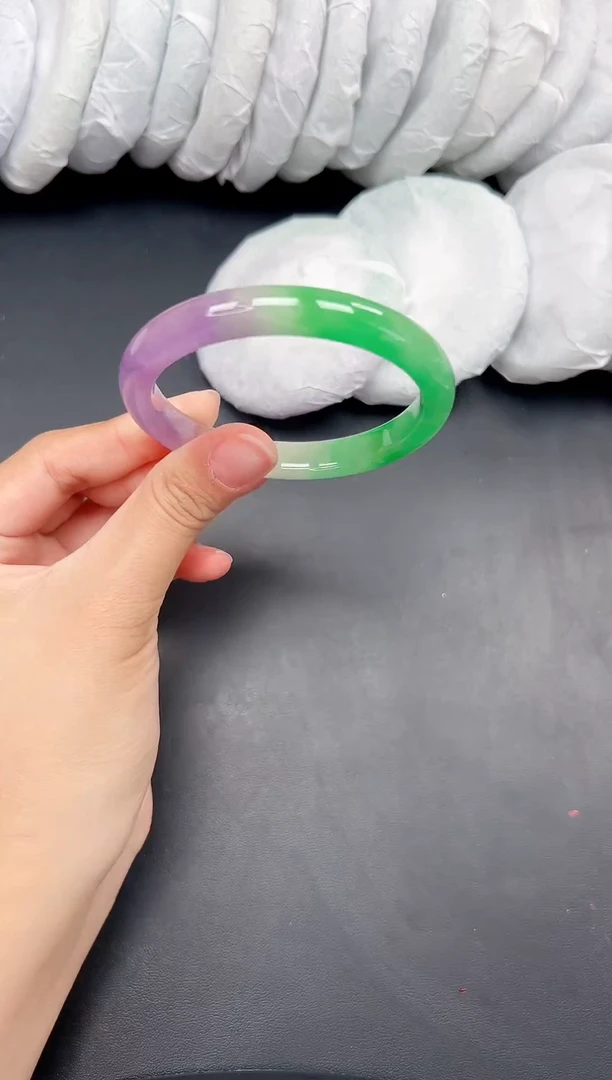 精品手镯，一物一拍J-031