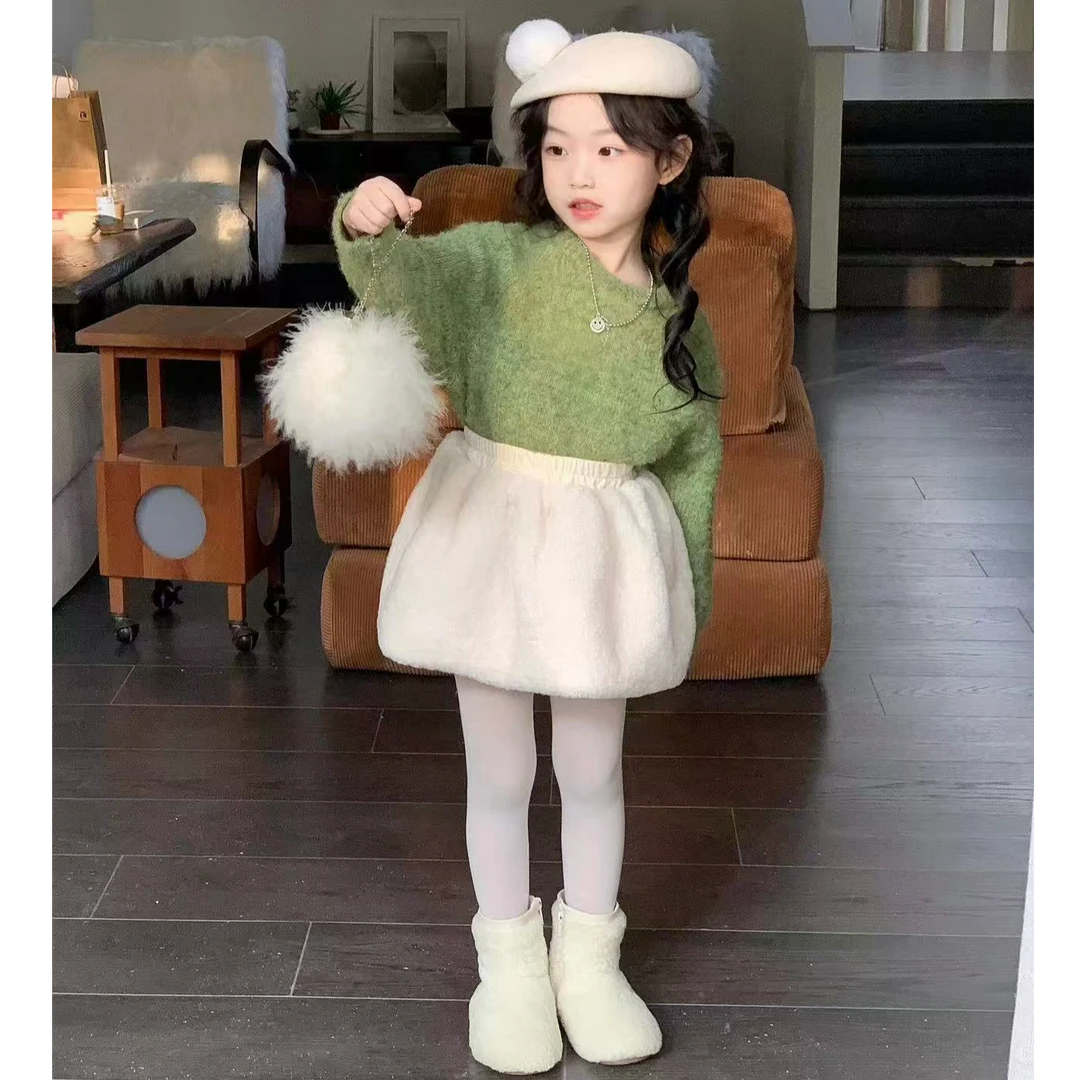 壹妈童装韩版女童时髦洋气套装2024冬季新款儿童绿色毛衣米色半裙