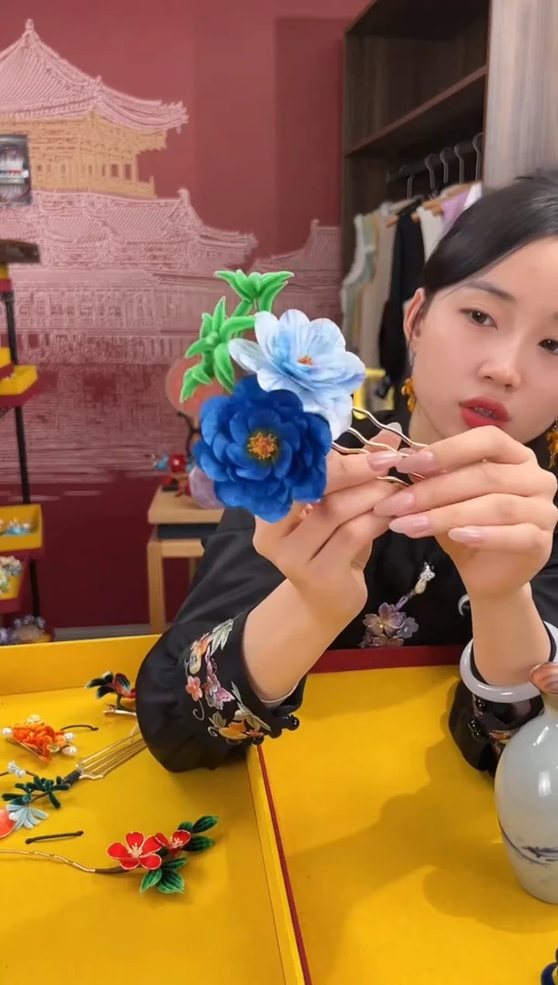 【闪购商品】刺绣非遗绒花（发饰