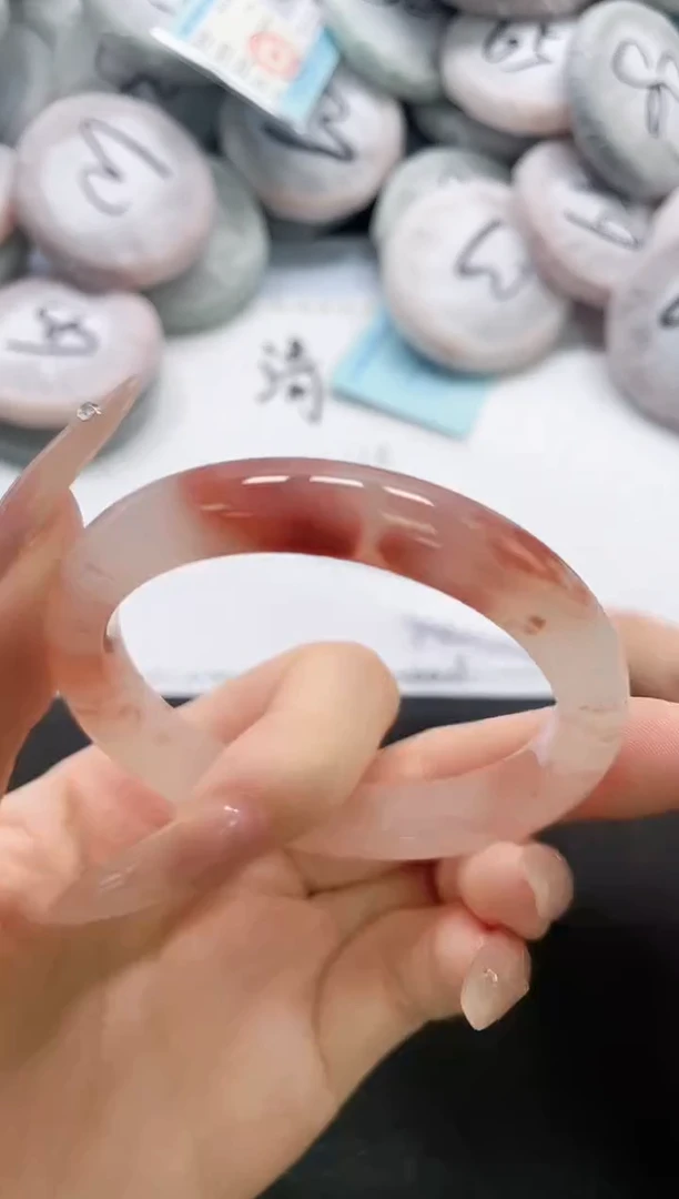 未镶嵌手镯石英质玉119-53