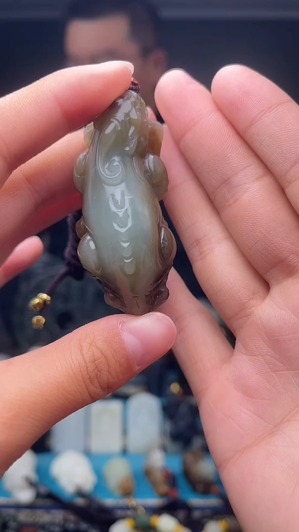 未镶嵌和田玉挂件1