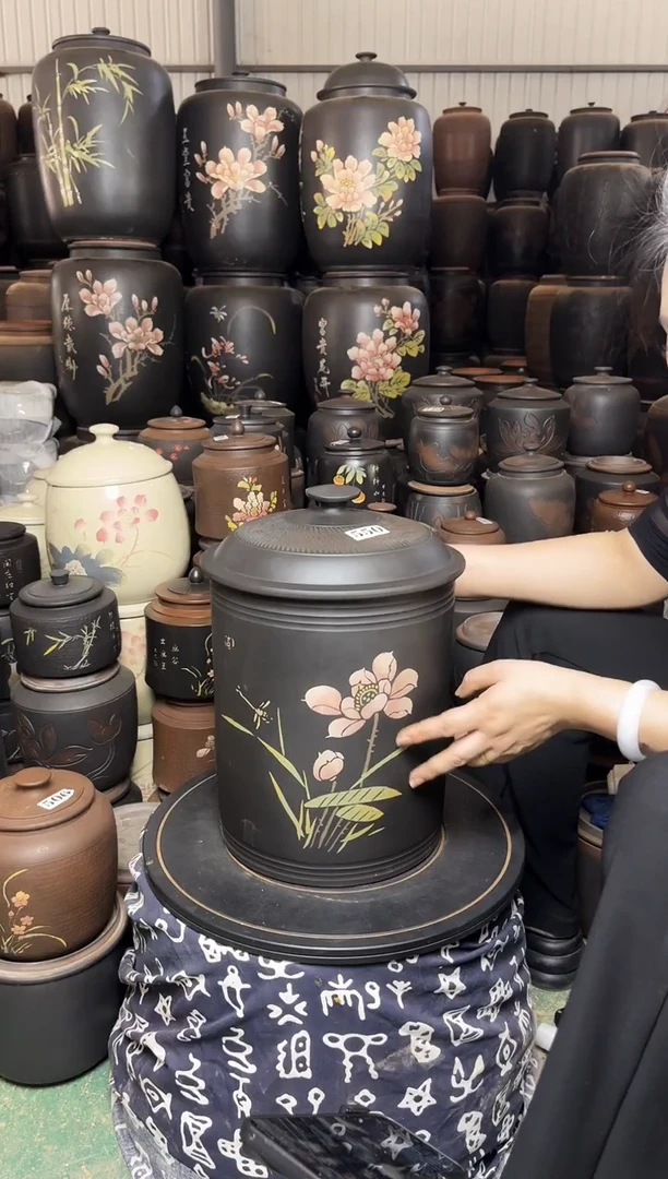 【闪购商品】壶瑕疵饼缸高35m 彩填 550