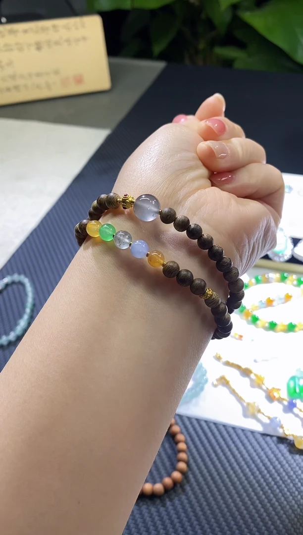 【闪购商品】翡翠挂件未镶嵌两圈手串