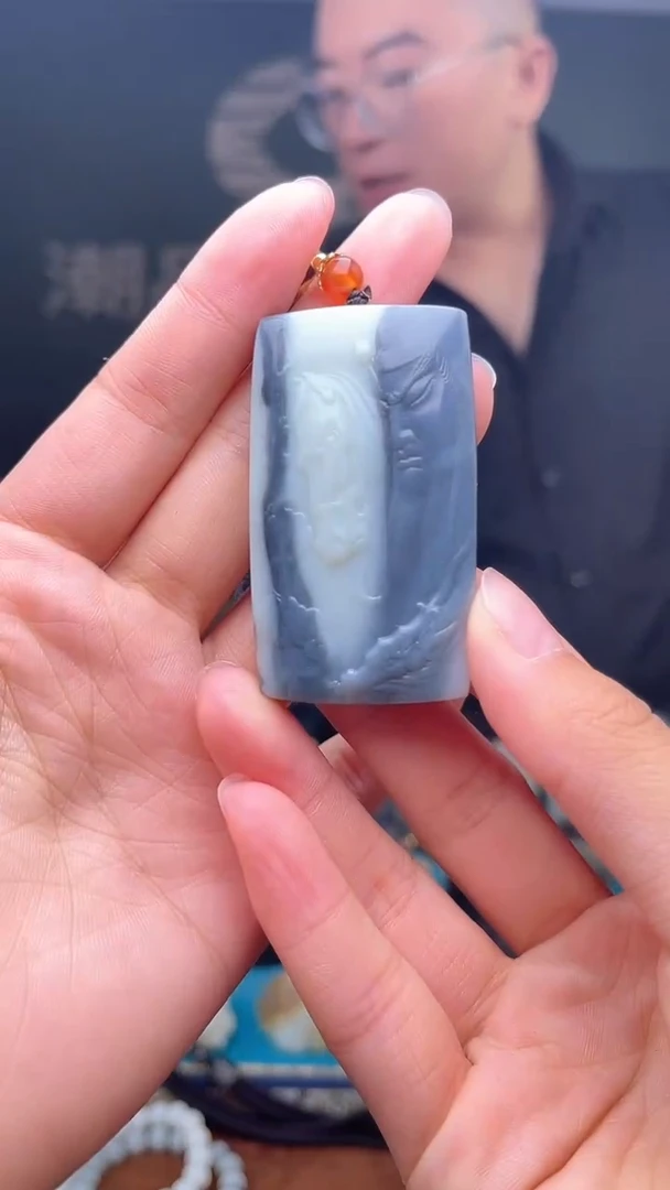 未镶嵌和田玉挂件1