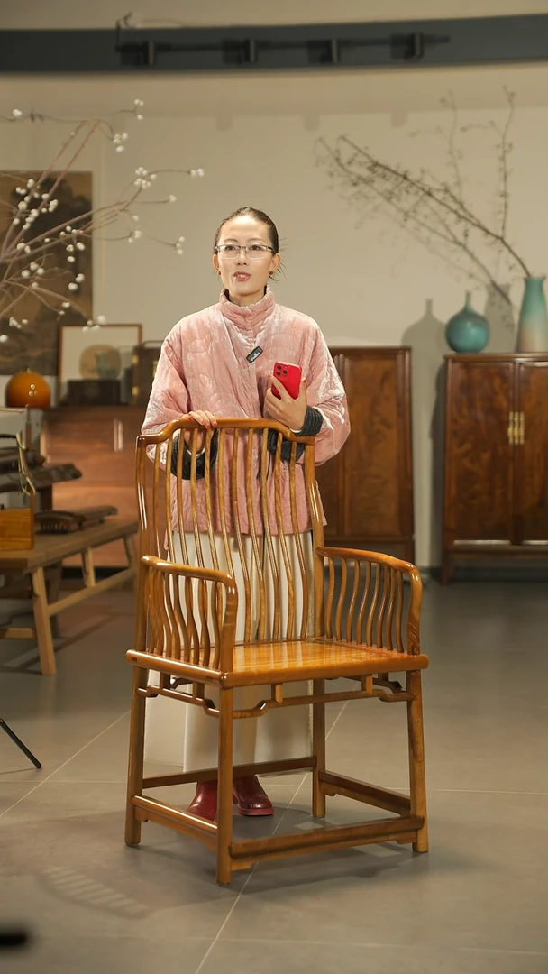 【闪购商品】金丝楠木雕老料梳背椅