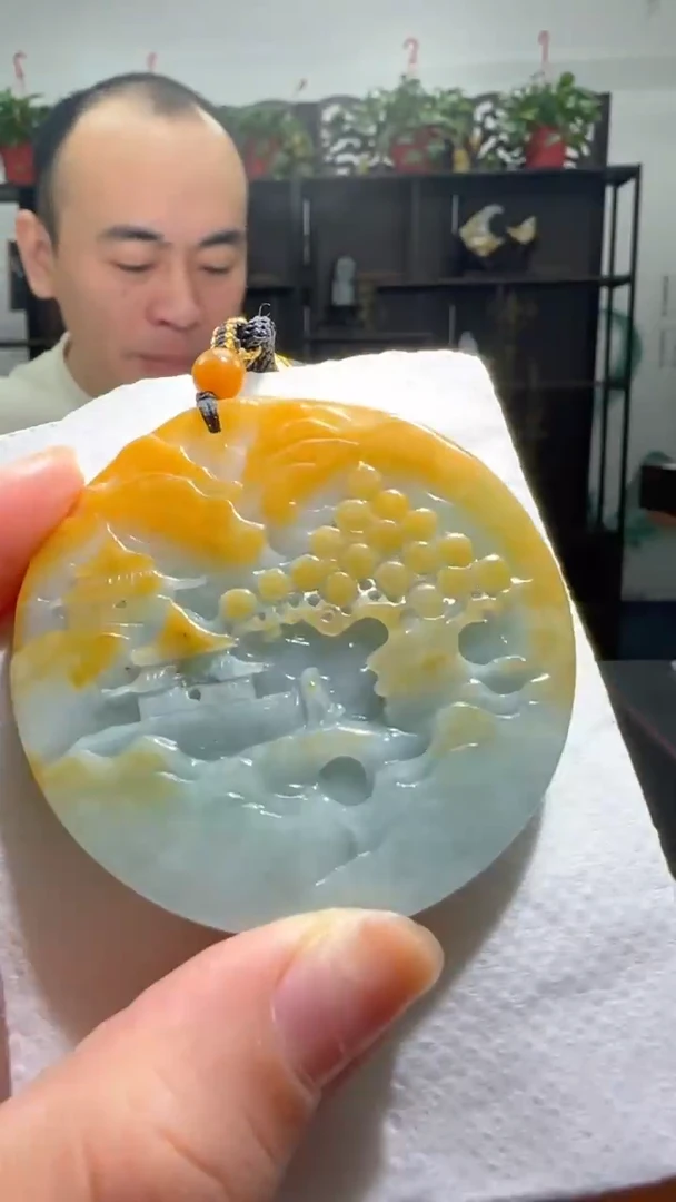 【闪购商品】翡翠颈饰未镶嵌天然翡翠A货吊坠