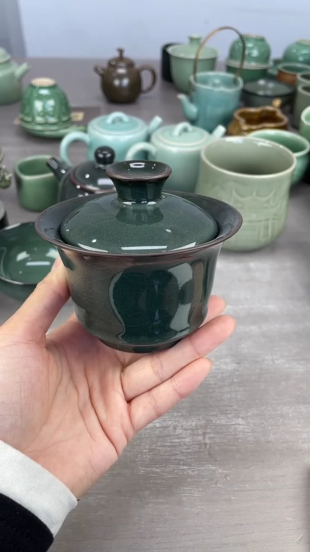 青瓷仓储福利清仓