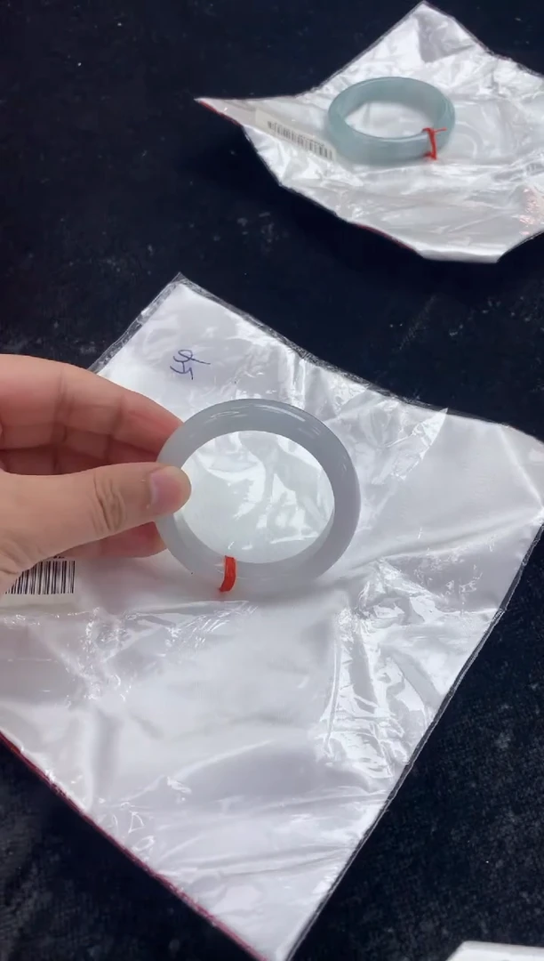 翡翠手镯未镶嵌1天然A货缅甸翡翠默认有瑕