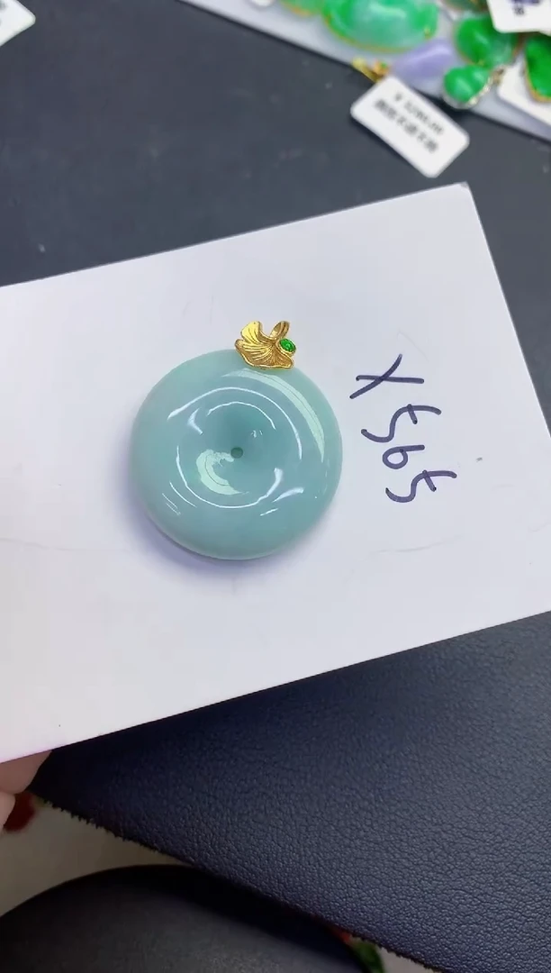 颈饰未镶嵌翡翠缅甸天然翡翠A货