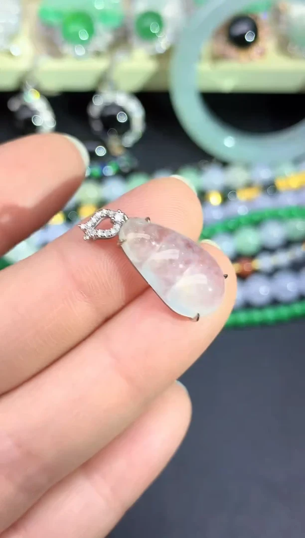 颈饰18K金镶嵌翡翠78-雪姐翡翠天天见