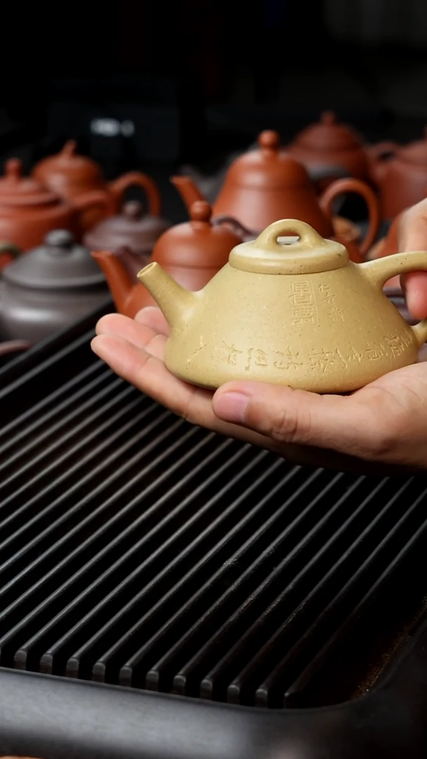 茶壶紫砂乐*刘大水谭本绿微瑕子冶半手160