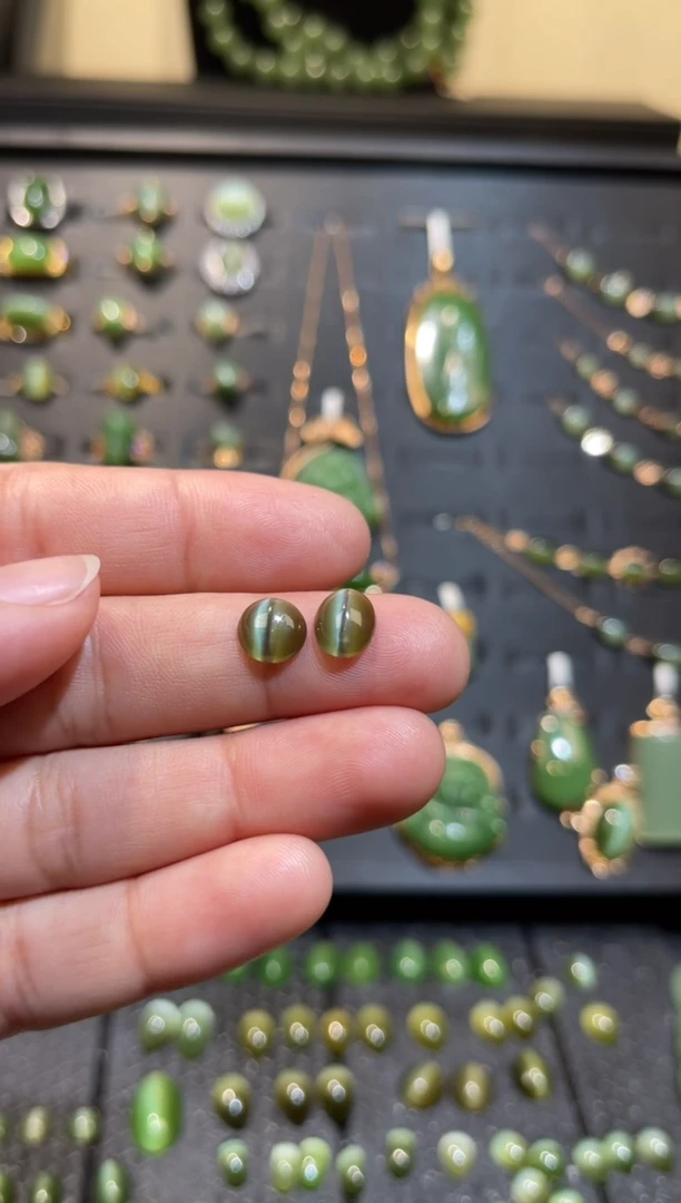 【闪购商品】和田玉碧玉金绿猫眼裸石未镶嵌多样性发一