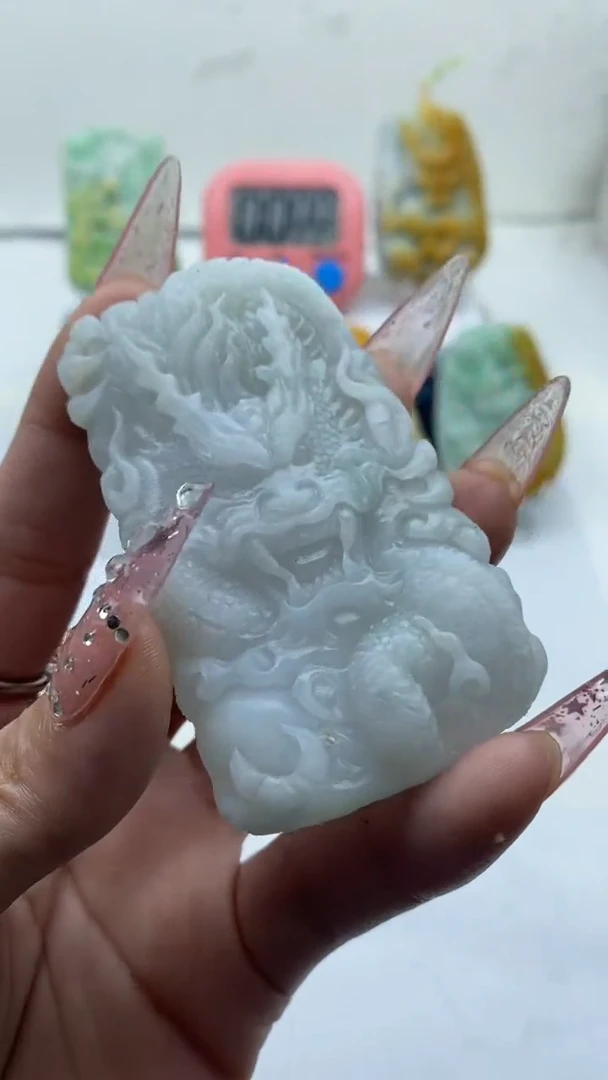 【闪购商品】定制翡翠未镶嵌挂件