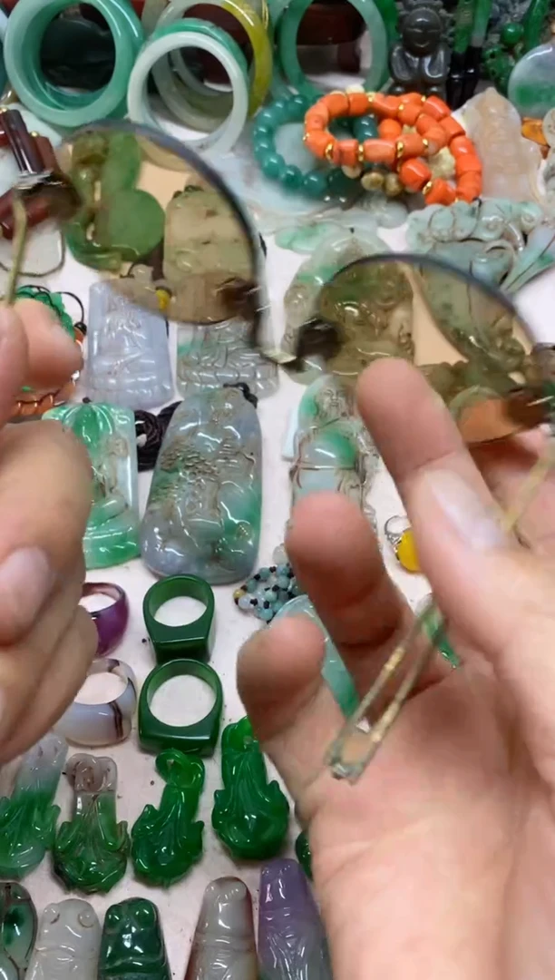 【闪购商品】6直播间的实时画面