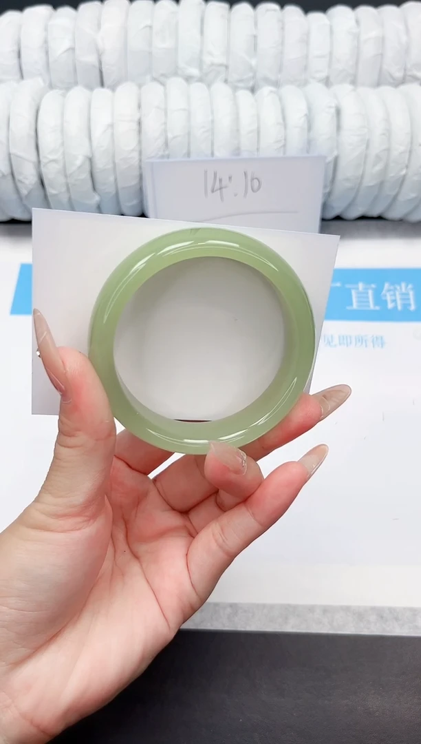 石英质玉手镯未镶嵌55-56.5NYG2