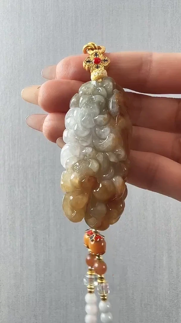 颈饰未镶嵌翡翠喜上眉梢