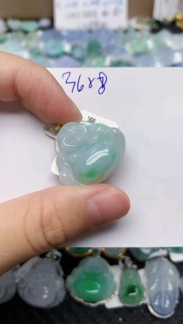 颈饰18K金镶嵌翡翠天然缅甸A货翡翠百元以上9元证书费自理