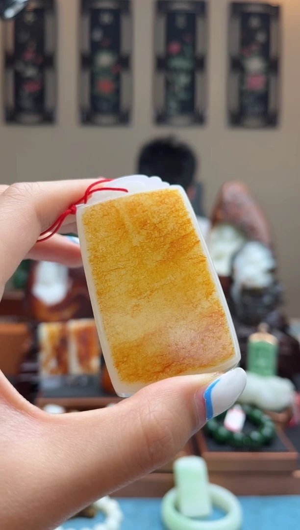 和田玉（子料）未镶嵌颈饰奥***林1111