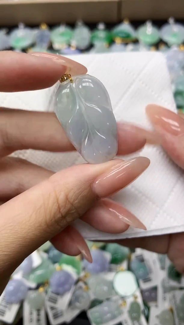 颈饰未镶嵌翡翠11111111111