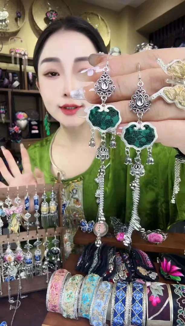 刺绣非遗刺绣民族风耳环