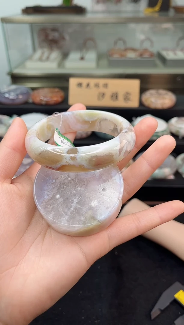 未镶嵌手镯石英质玉61圈口（赠品镯心）6362154
