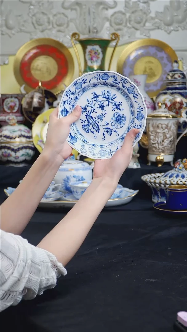 骨瓷婷婷中古器物如图所示26