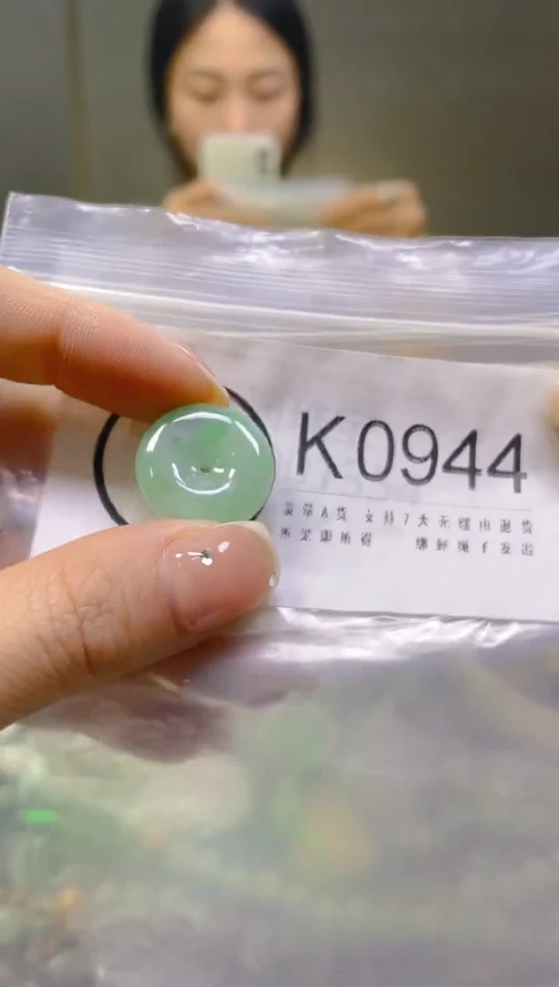 翡翠未镶嵌颈饰/K/翡翠A货一图一物