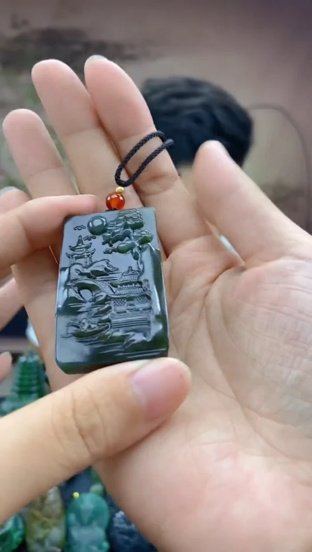 颈饰未镶嵌和田玉1