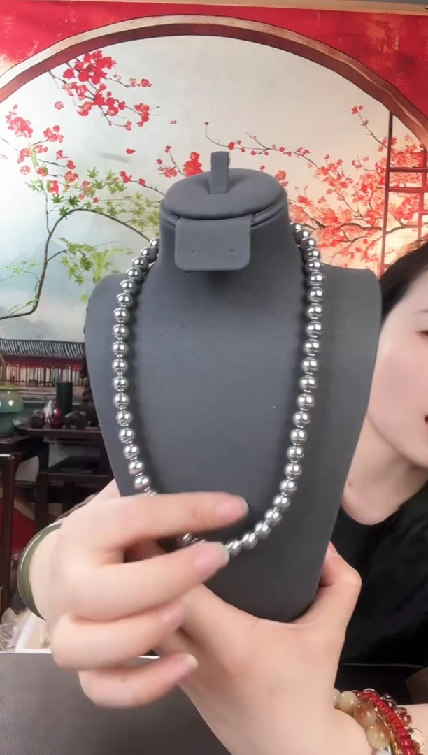 推荐款奥母贝灰蓝色项链
