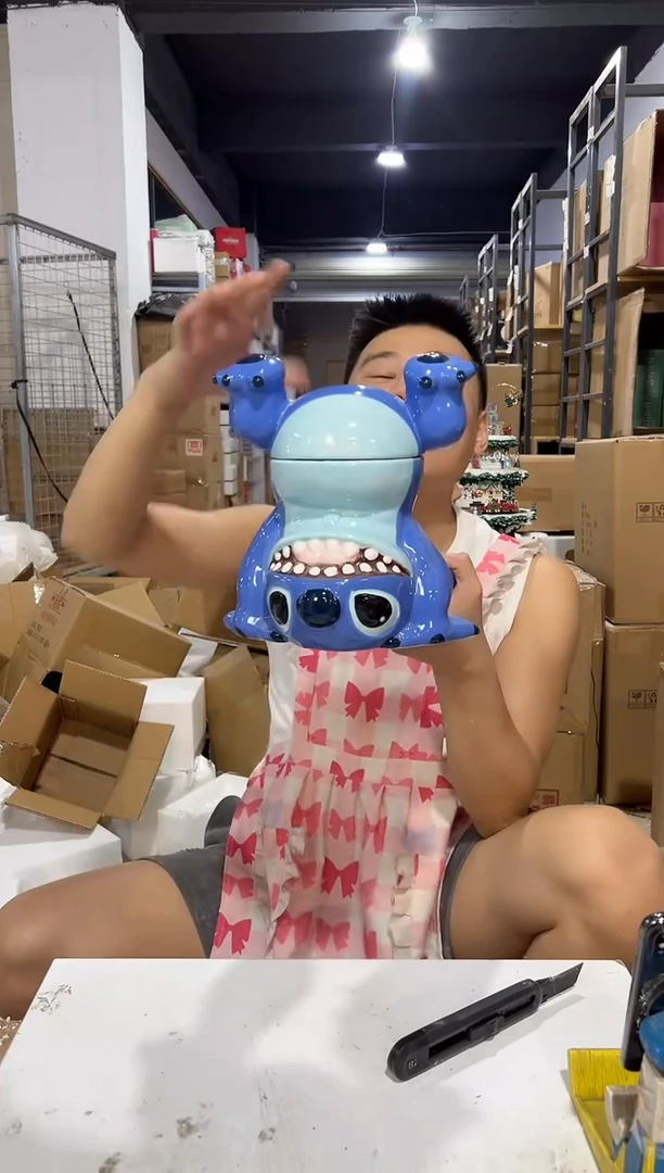 瓷片倒立史迪仔储物罐