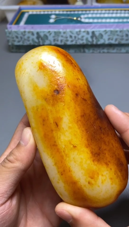 未镶嵌和田玉把件刘****.1
