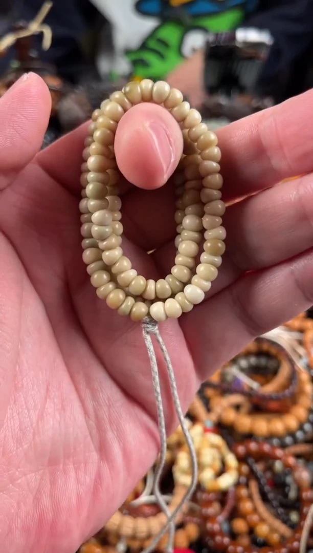 吊坠白玉菩提王胖子文玩工作室龙脊蒜瓣6*5左右