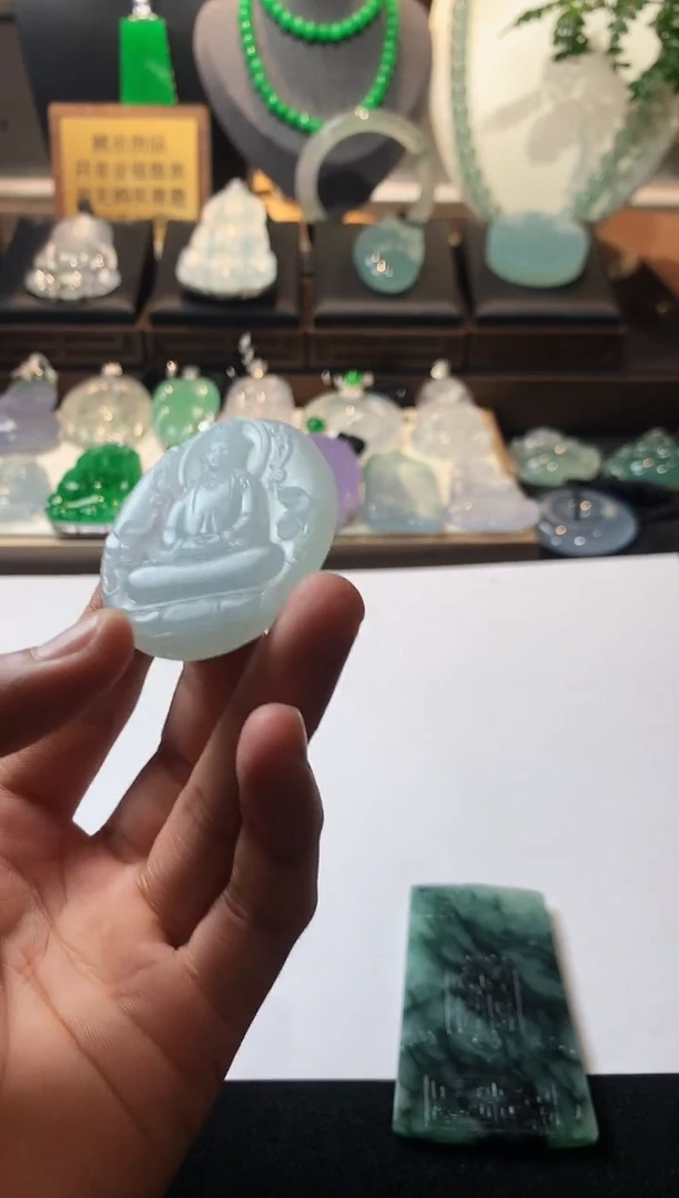 未镶嵌定制翡翠管****️5024毛货不退不换