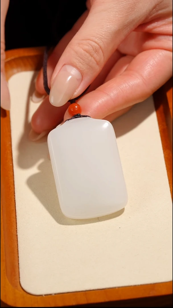 吊坠(不含链)未镶嵌和田玉（白玉）和田玉白玉无事牌 约34.75g