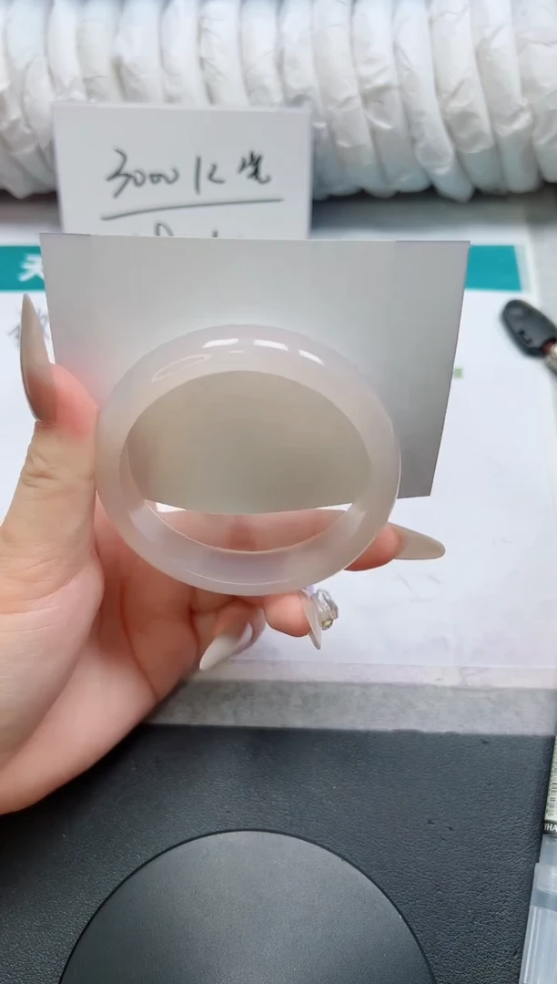 石英质玉手镯未镶嵌10-60