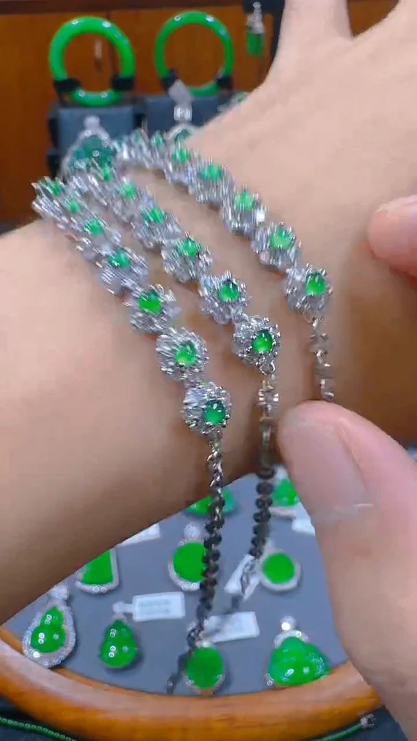 未镶嵌手链翡翠天然A货翡翠+多样性发其一