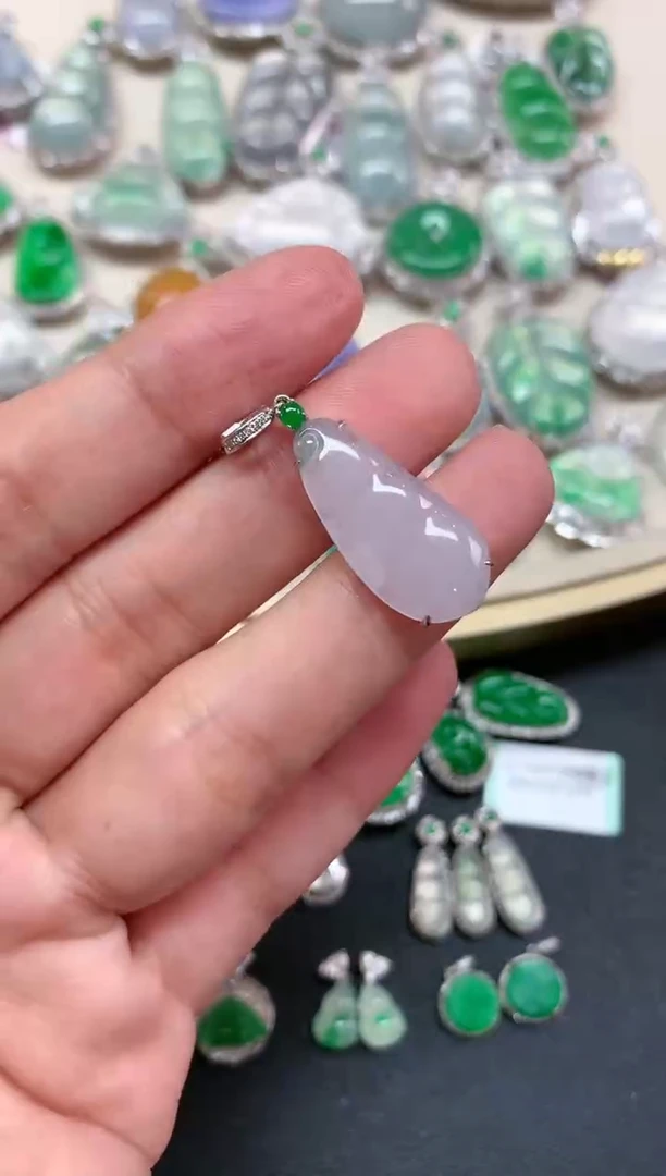 【闪购商品】翡翠吊坠(不含链)18K金镶嵌Z504|980