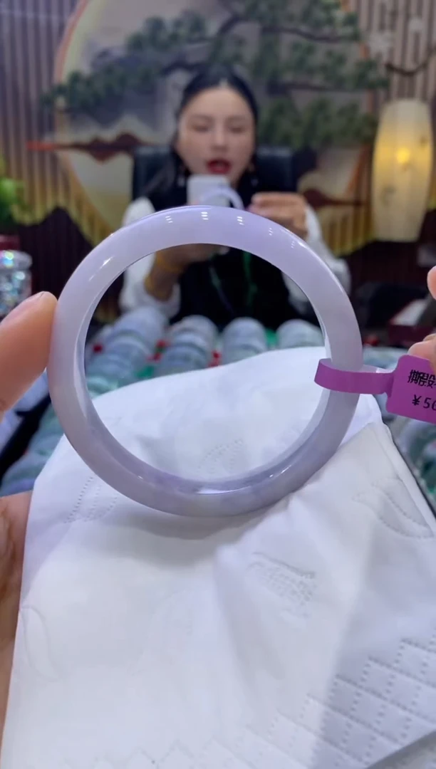 【闪购商品】翡翠手镯未镶嵌多人08610