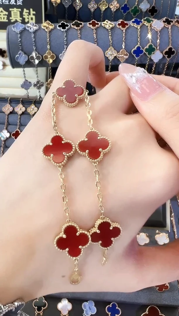 【闪购商品】玛瑙/玉髓手链18K金镶嵌18K黄手链