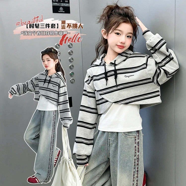 女童早春套装韩版条纹三件套春季中大儿童时髦炸街长袖卫衣牛仔裤