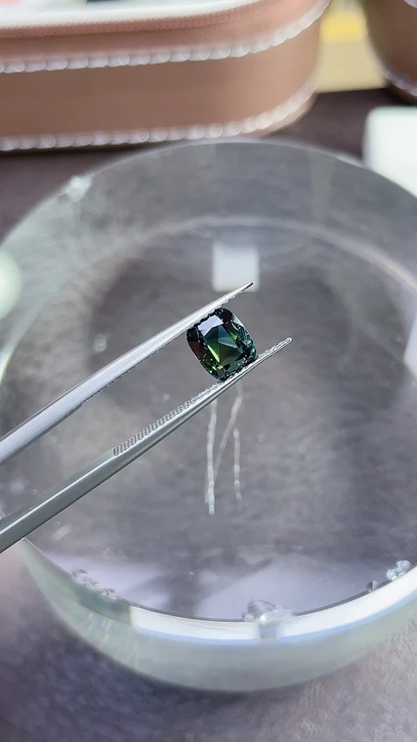 裸石蓝宝石1.5ct