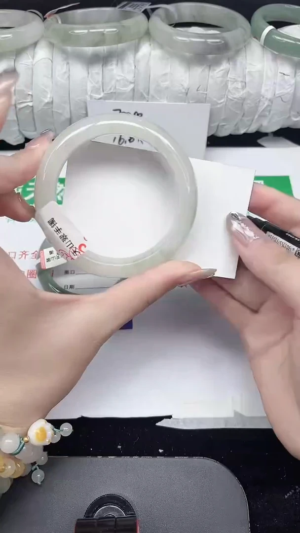 未镶嵌手镯石英质玉88-54/55