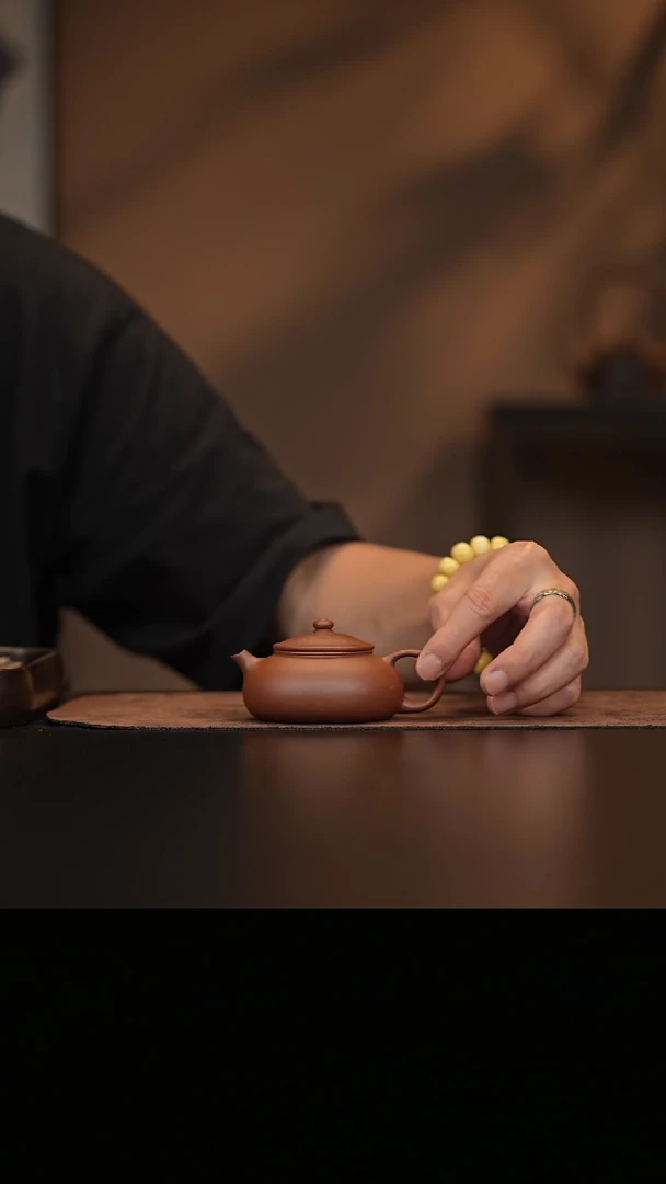 允禾斋 紫砂壶  寒江