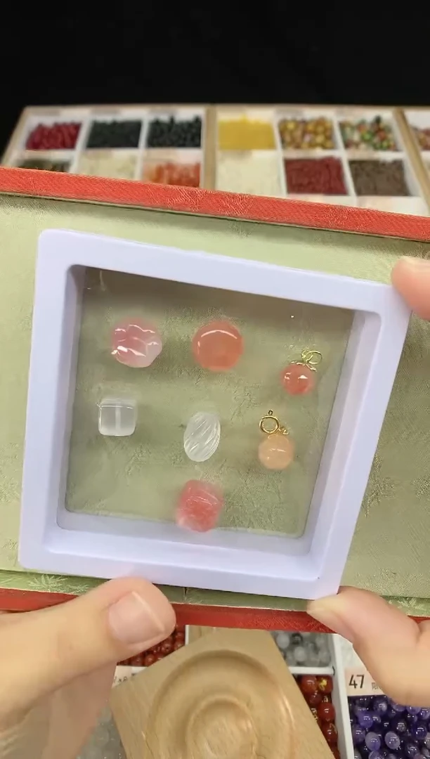 【闪购商品】玛瑙/玉髓配饰未镶嵌配饰盒（7个）多样性发一