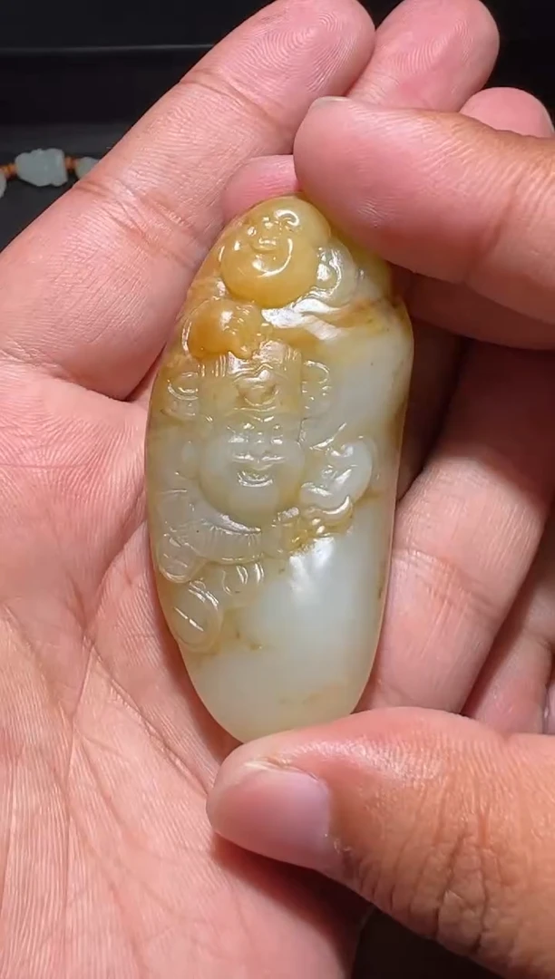 未镶嵌和田玉挂件和田玉