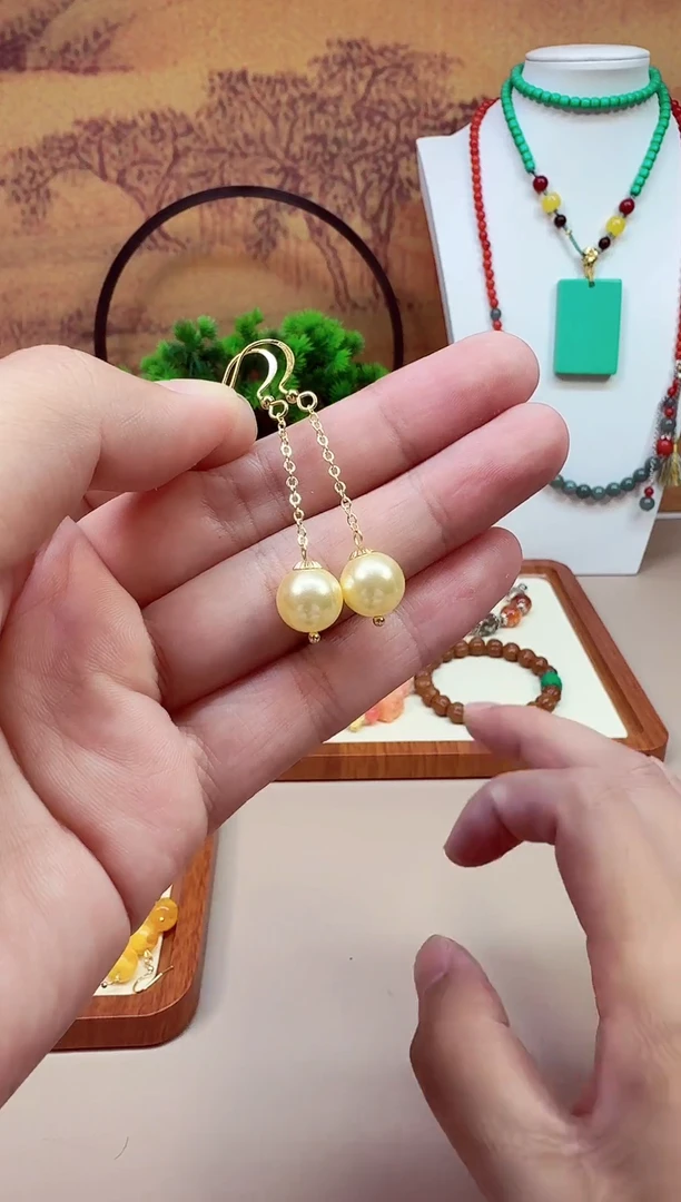 14K金镶嵌淡水珍珠耳饰E324