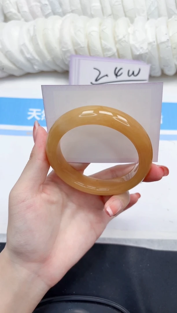 未镶嵌手镯石英质玉207-62-仪式感